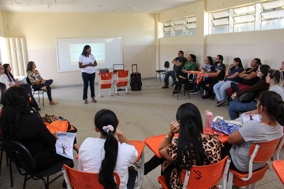 SEMED faz balanço do 1º semestre do Projeto Educação em Tempo Integral e define planejamento para os próximos meses