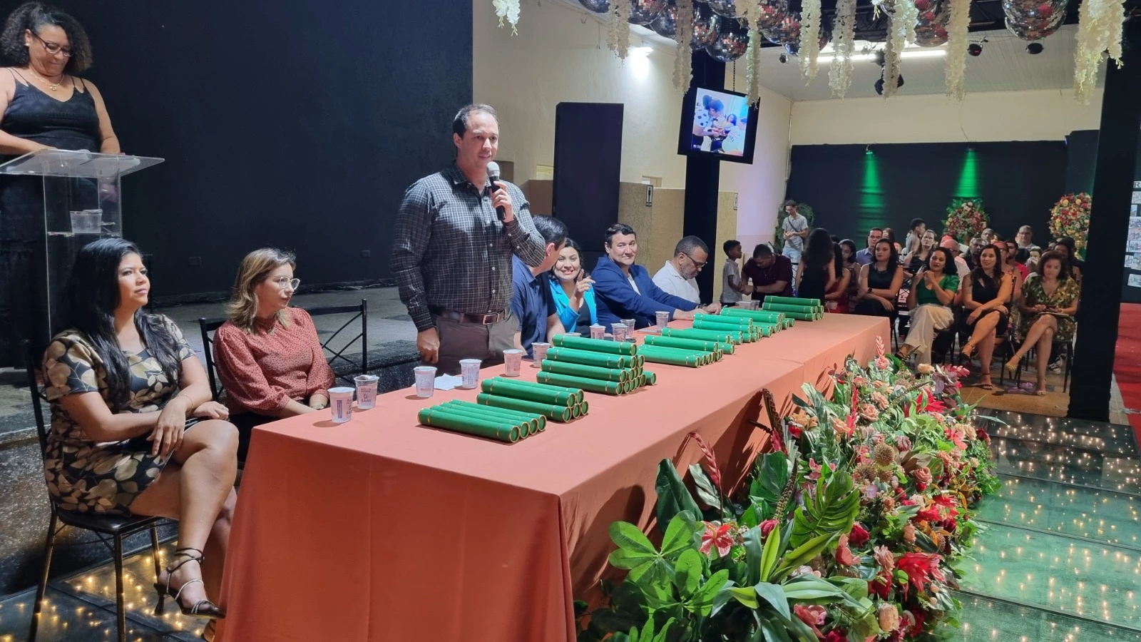 Comemoração e formatura do curso Saúde com Agente