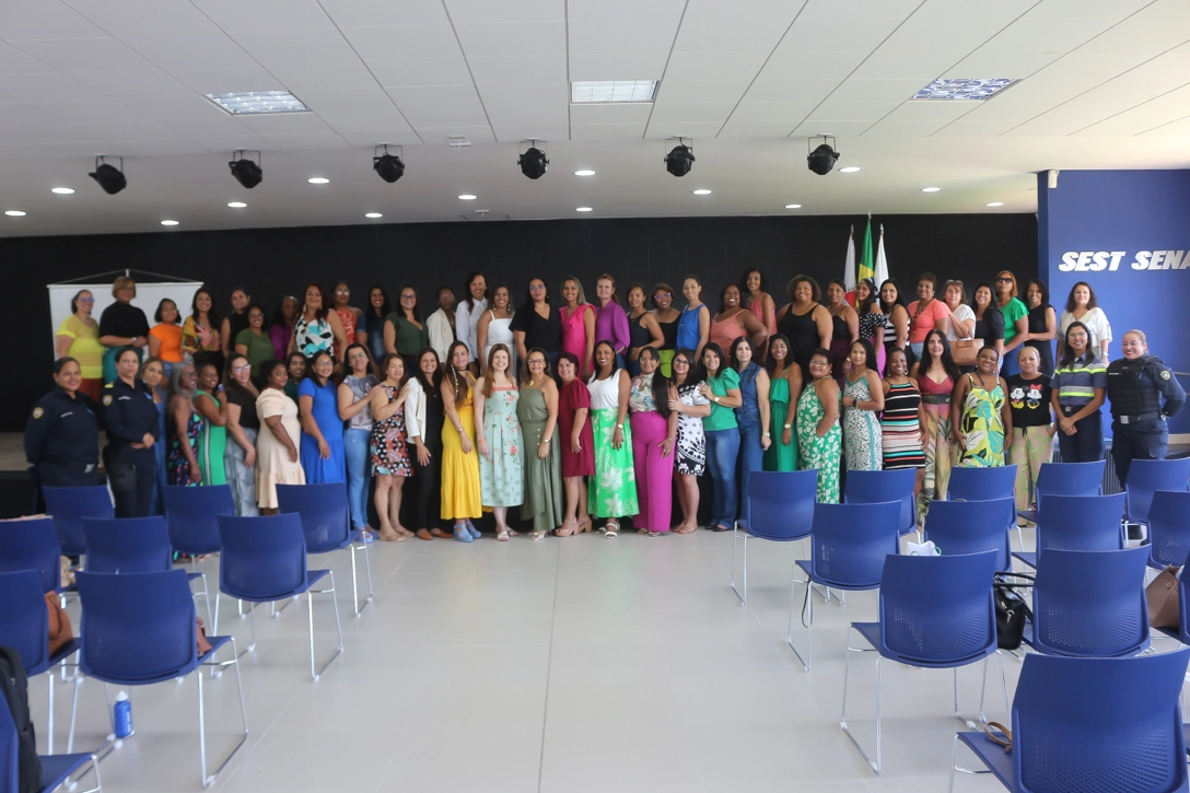 SEMED homenageia mulheres em parceria com o SEST SENAT e DER-MG