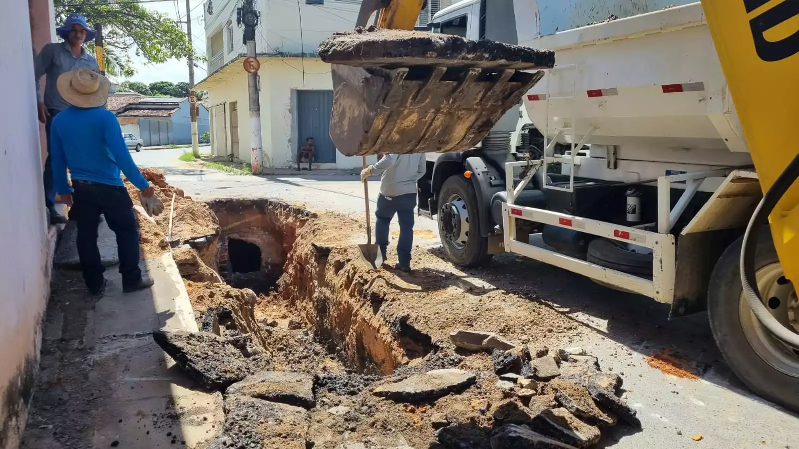 Prefeitura inicia nova obra de drenagem pluvial