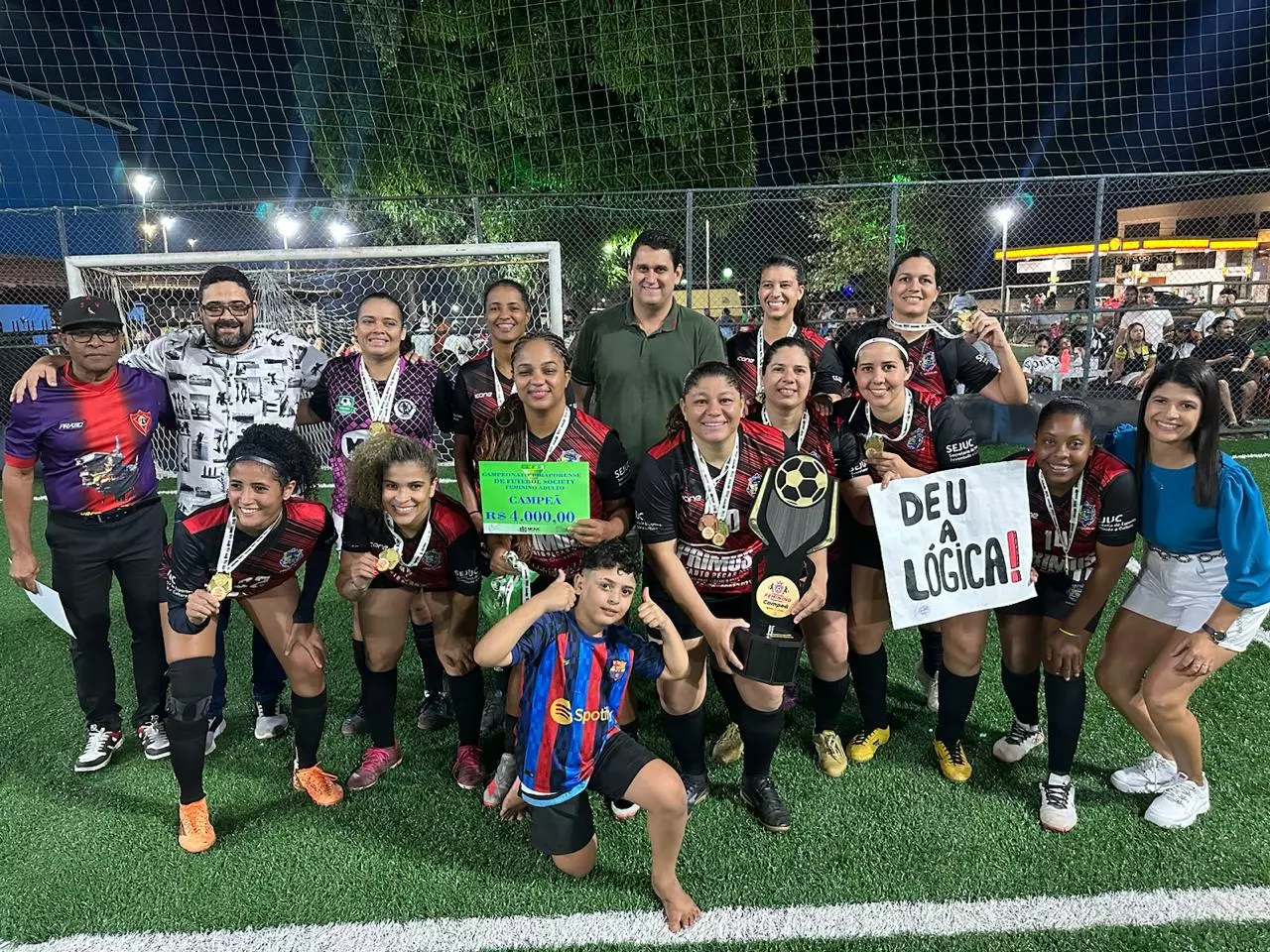Encerrado neste domingo, Campeonato Piraporense Feminino foi sensação na cidade