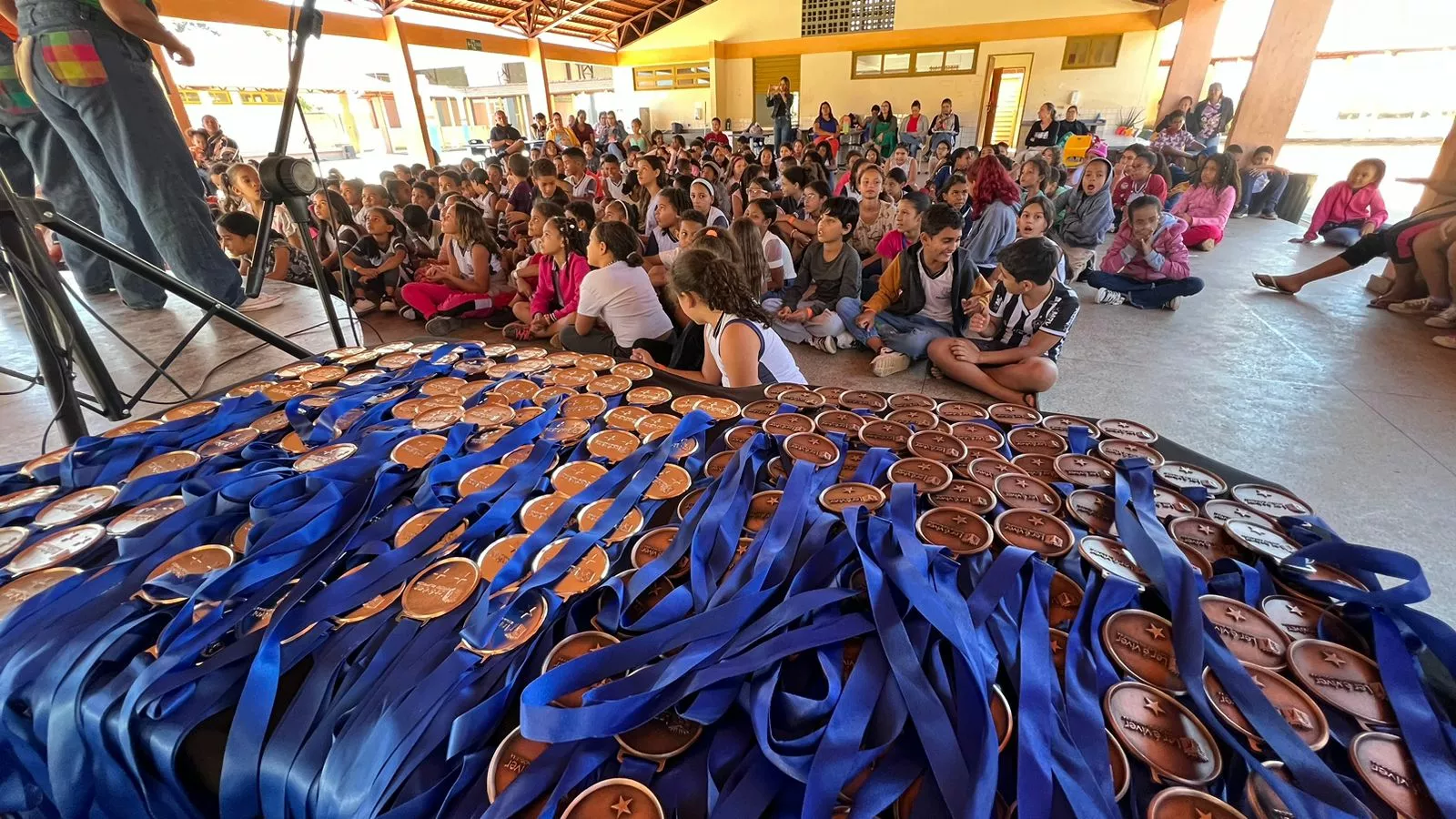 Alunos da Rede Municipal de Ensino foram premiados pelo Projeto Ler é Viver