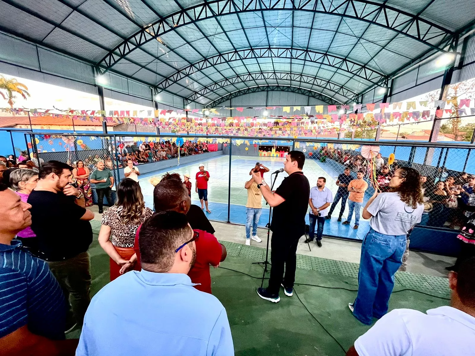 Prefeitura de Pirapora inaugurou a nova Quadra Poliesportiva no Bairro Sagrada Família