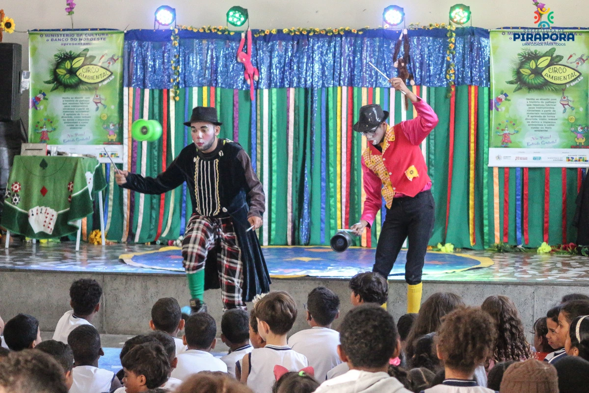 Circo Ambiental levou diversão e conscientização para escolas municipais de Pirapora