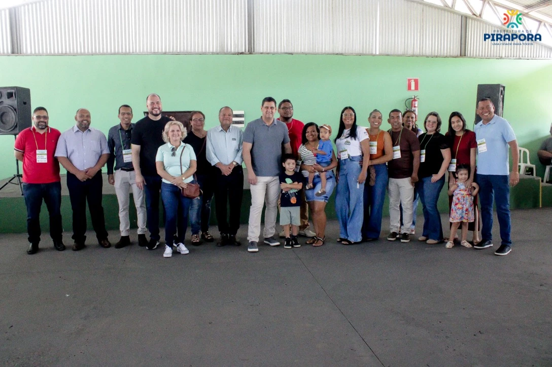 Prefeitura de Pirapora entrega Cartão Feira a 40 famílias do município