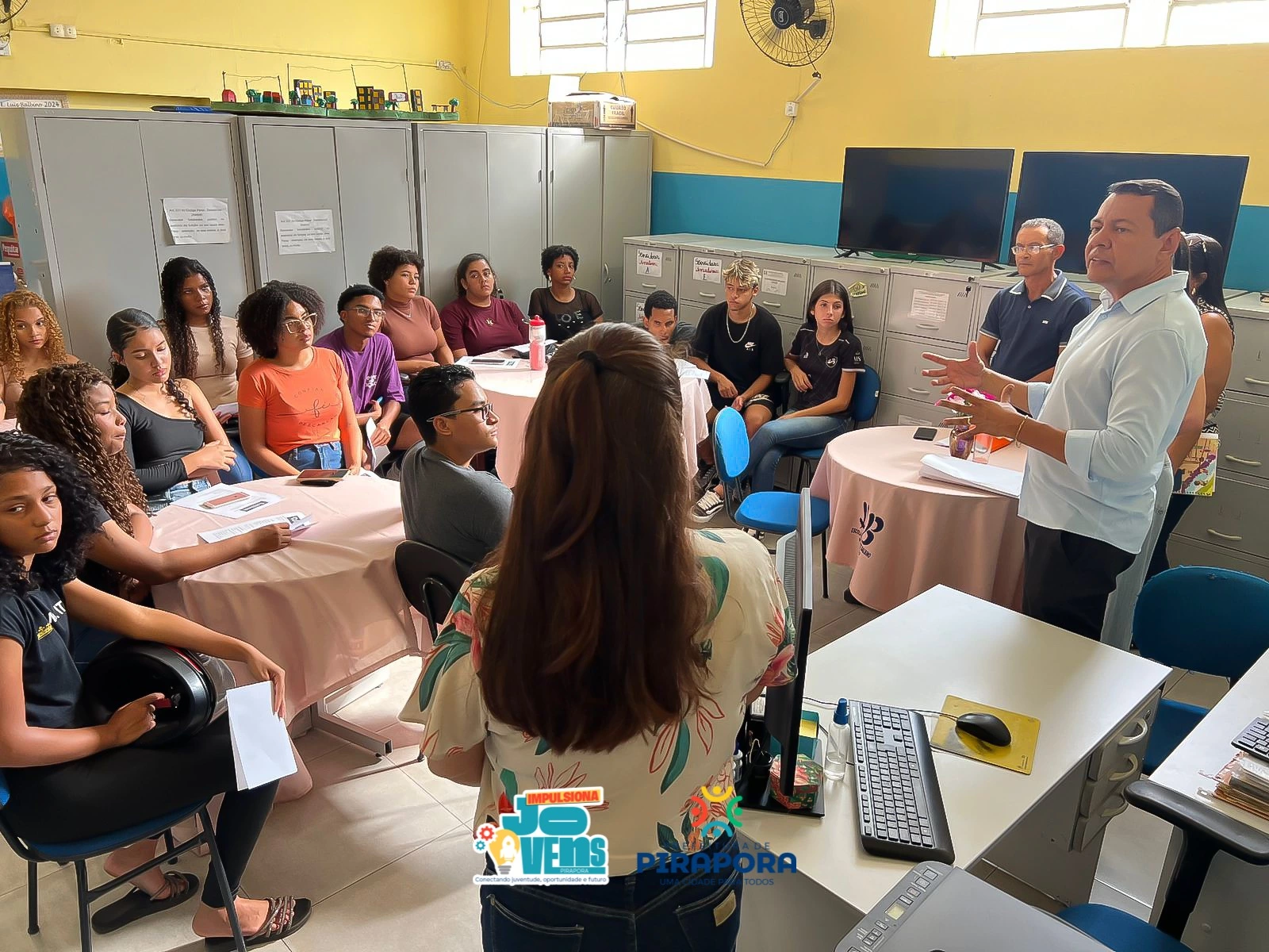 Programa Impulsiona Jovens é apresentado na Escola Luiz Balbino