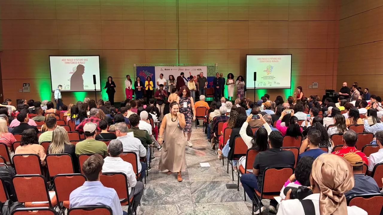 Pirapora debate saneamento rural e agricultura familiar em conferência estadual