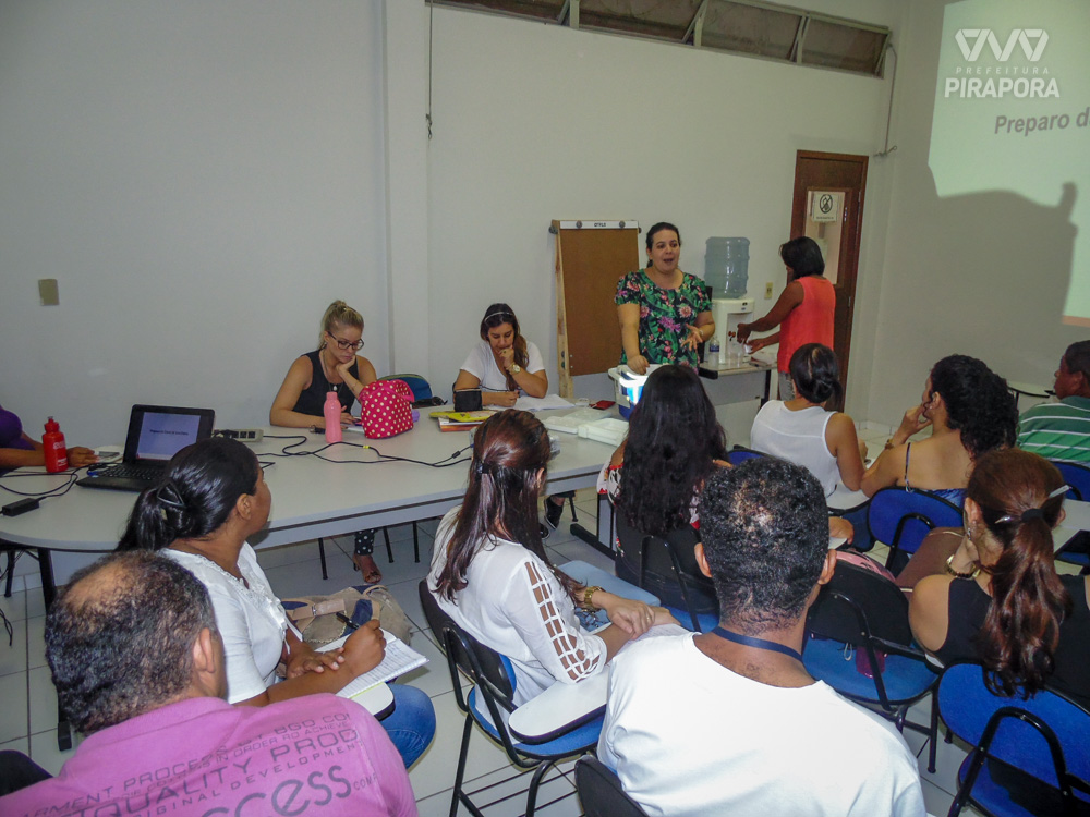 Secretaria de Saúde de Pirapora participa de atualização em rede de frio na GRS
