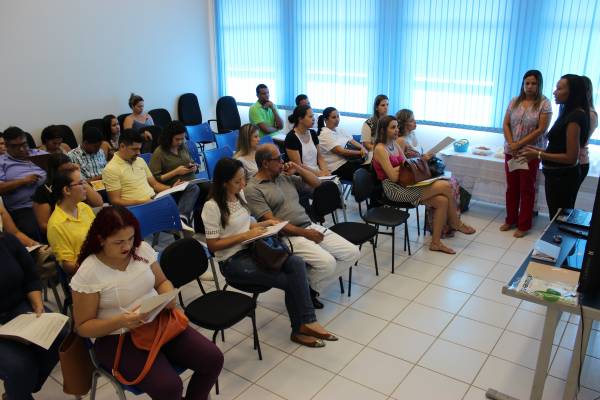 Pirapora sedia seminário para organização dos serviços do CEM