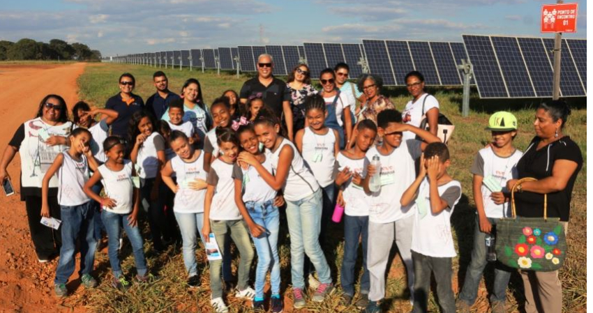 Alunos da Escola Aparecida visitam Complexo Solar