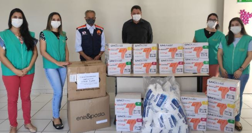Prefeitura faz doações de insumos hospitalares