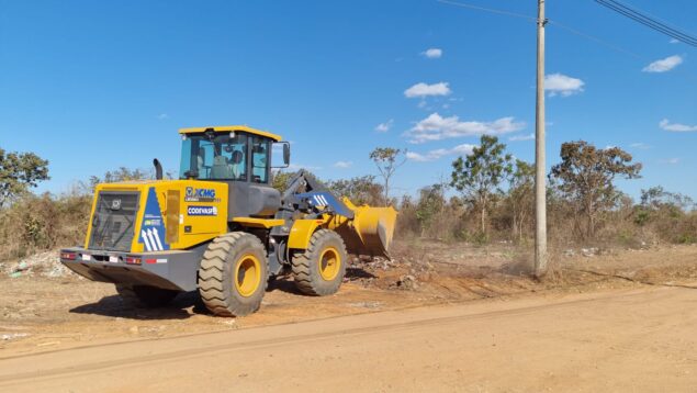 Serviço de limpeza urbana segue atuante no município