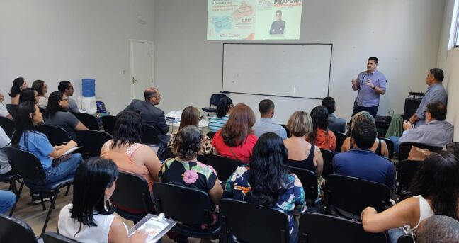 Pirapora capacitada em Licitações e Contratos