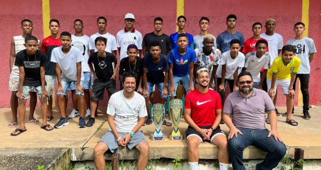 Prefeitura de Pirapora presta homenagem aos jovens do Boleiro Futebol Clube, destaques em competição nacional