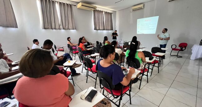 Com Imersão Pedagógica, SEMED avalia avanços de 2023 e projeta diretrizes para 2024