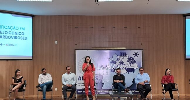 Qualificação  em  manejo clínico para arboviroses em Montes Claros