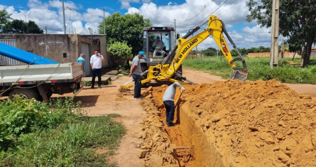 PREFEITURA LEVA ÁGUA PARA AS COMUNIDADES RURAIS