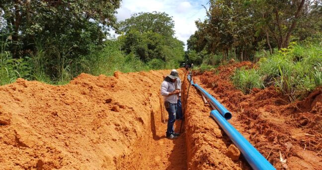 Prefeitura intensifica obra de adutora na Chácara Muniz