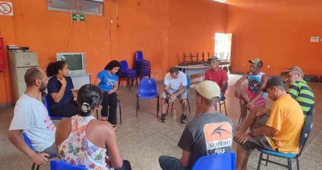 Prefeitura imuniza contra gripe a população em situação de rua