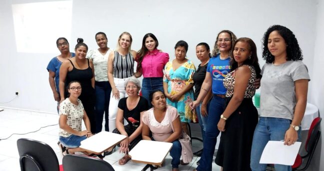 Mais conhecimento e valorização no 1º Encontro para Cuidadores Sociais