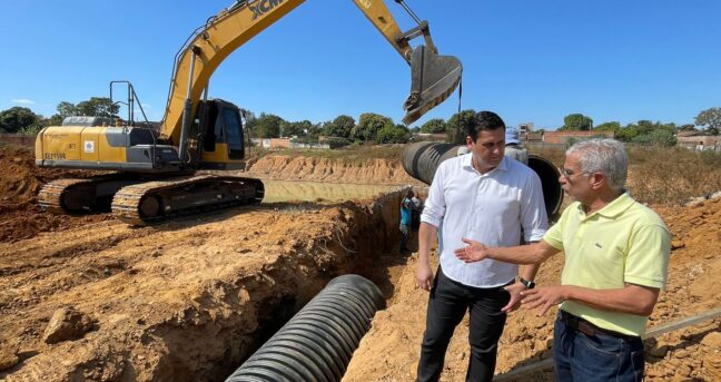 Concluída instalação de tubos PEAD da lagoa do Cícero Passos