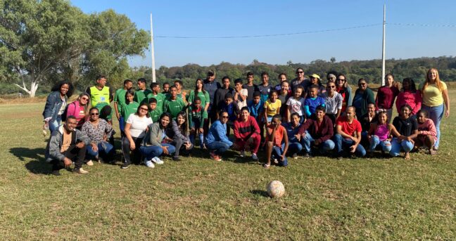 Alunos do Heloísa Passos disputam jogos no campo Beira Rio