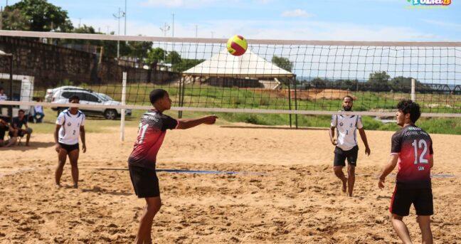 Jogos de Verão agitaram a Praia do Areião no Pirafolia 2025