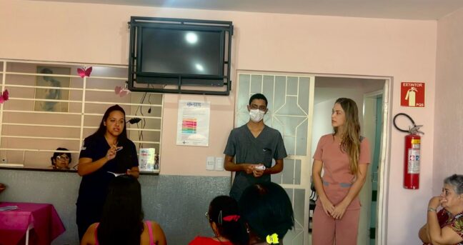 Ação de Conscientização no Centro de Saúde da Mulher – Abril pela Vida
