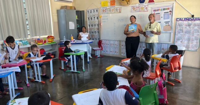 Cartilha do Ribeirinho foi lançada na Escola Municipal do Bairro Aparecida