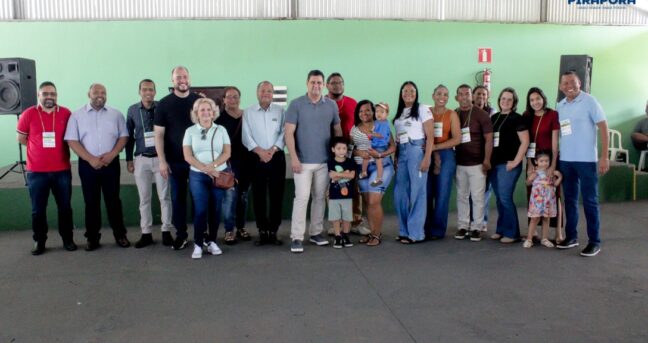 Prefeitura de Pirapora entrega Cartão Feira a 40 famílias do município