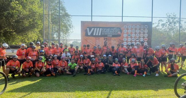 Trilhão de Pirapora reuniu 200 ciclistas em desafio pelas trilhas