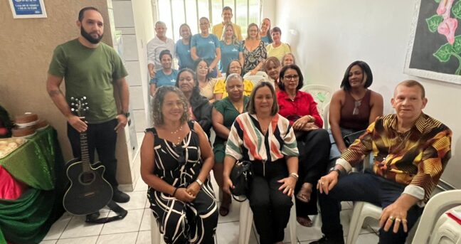 SEMED celebra aposentadoria de servidores com homenagens marcadas por gratidão e reconhecimento