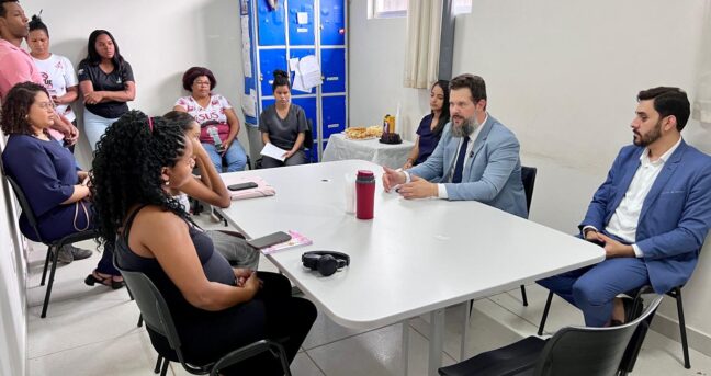 Roda de conversa orienta gestantes sobre seus direitos em Pirapora