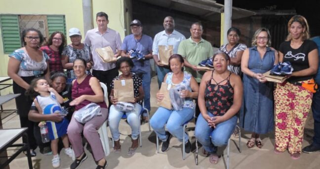 EJA abre nova turma e resgata sonhos de alfabetização em Pirapora